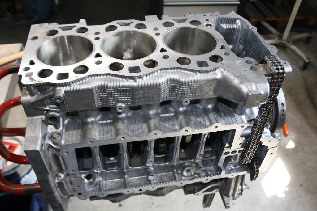 Motorrevision Porsche 997/2 3,8l ab Modell 2009 Umbau auf Stahlzylinder